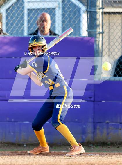 Thumbnail 3 in Inderkum @ Franklin photogallery.
