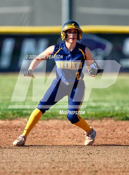Thumbnail 2 in Inderkum @ Franklin photogallery.