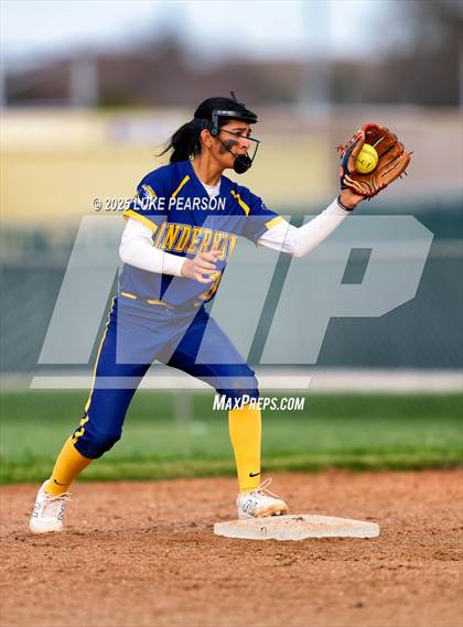 Thumbnail 3 in Inderkum @ Franklin photogallery.