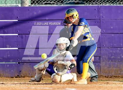 Thumbnail 2 in Inderkum @ Franklin photogallery.