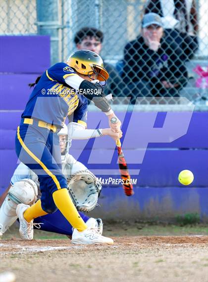 Thumbnail 2 in Inderkum @ Franklin photogallery.