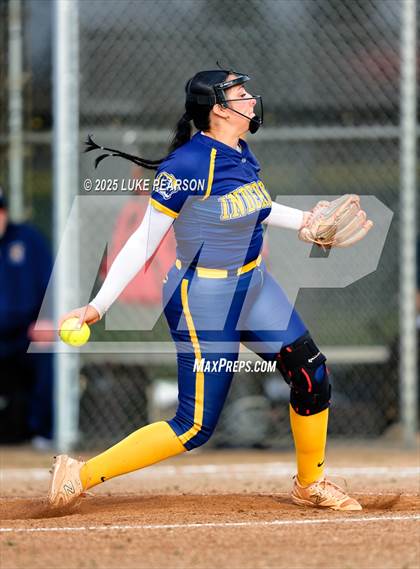 Thumbnail 3 in Inderkum @ Franklin photogallery.