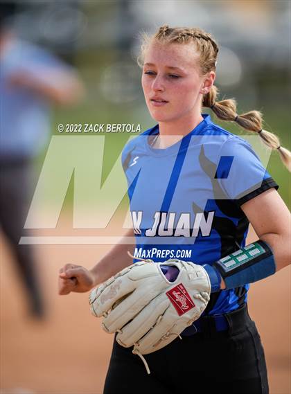 Thumbnail 1 in Altamont vs. San Juan (UHSAA 2A First Round) photogallery.