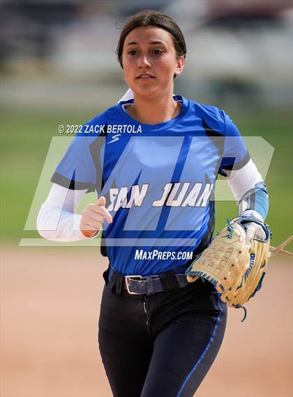 Thumbnail 3 in Altamont vs. San Juan (UHSAA 2A First Round) photogallery.