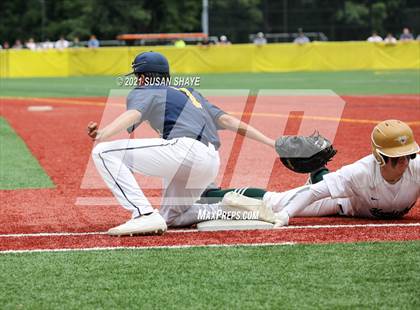 Thumbnail 3 in St. Mary's vs. Hopkinton (MIAA Eastern Mass Division 2 Final) photogallery.