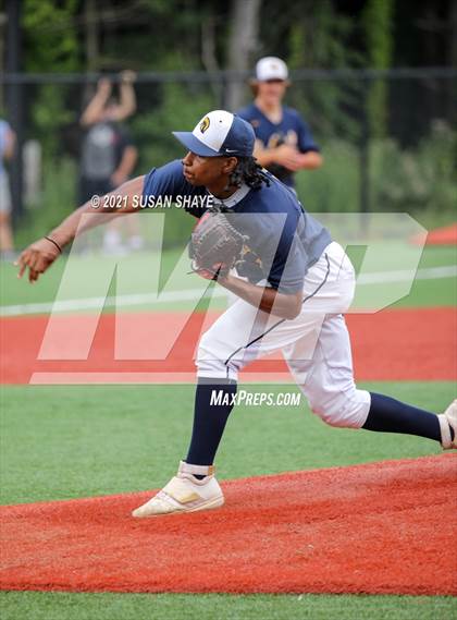 Thumbnail 3 in St. Mary's vs. Hopkinton (MIAA Eastern Mass Division 2 Final) photogallery.