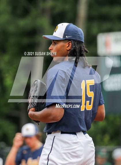 Thumbnail 1 in St. Mary's vs. Hopkinton (MIAA Eastern Mass Division 2 Final) photogallery.
