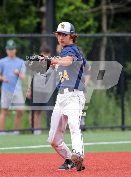 Thumbnail 1 in St. Mary's vs. Hopkinton (MIAA Eastern Mass Division 2 Final) photogallery.