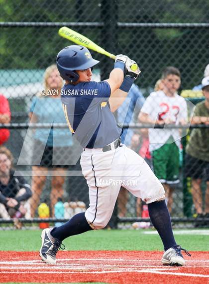 Thumbnail 2 in St. Mary's vs. Hopkinton (MIAA Eastern Mass Division 2 Final) photogallery.