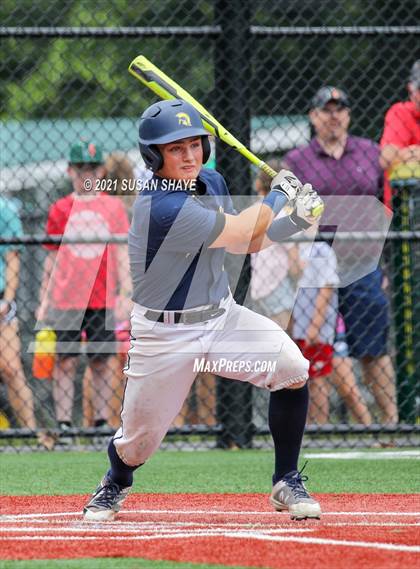 Thumbnail 2 in St. Mary's vs. Hopkinton (MIAA Eastern Mass Division 2 Final) photogallery.