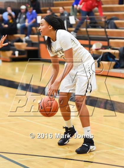 Thumbnail 3 in Archbishop Mitty vs. Centennial (Nike Tournament of Champions) photogallery.