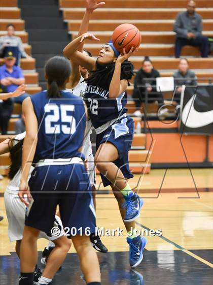 Thumbnail 3 in Archbishop Mitty vs. Centennial (Nike Tournament of Champions) photogallery.