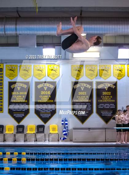 Thumbnail 1 in McQuaid Jesuit @ Honeoye Falls-Lima photogallery.