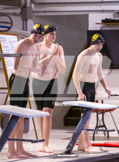 Thumbnail 3 in McQuaid Jesuit @ Honeoye Falls-Lima photogallery.