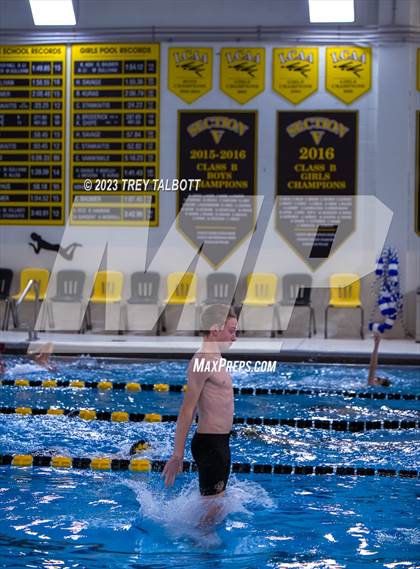 Thumbnail 2 in McQuaid Jesuit @ Honeoye Falls-Lima photogallery.
