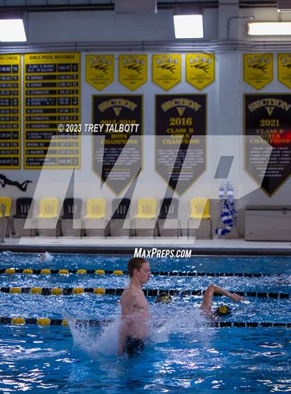 Thumbnail 1 in McQuaid Jesuit @ Honeoye Falls-Lima photogallery.