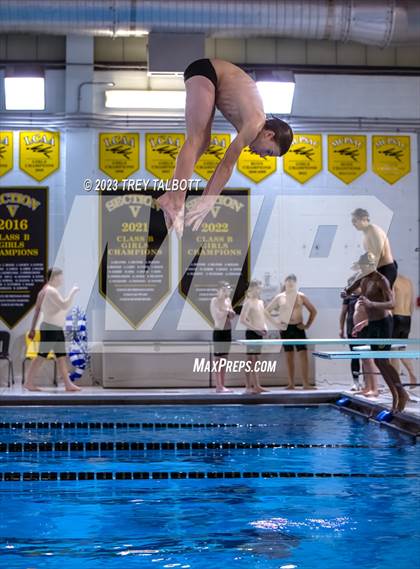 Thumbnail 2 in McQuaid Jesuit @ Honeoye Falls-Lima photogallery.