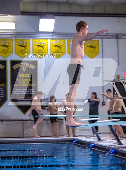 Thumbnail 2 in McQuaid Jesuit @ Honeoye Falls-Lima photogallery.