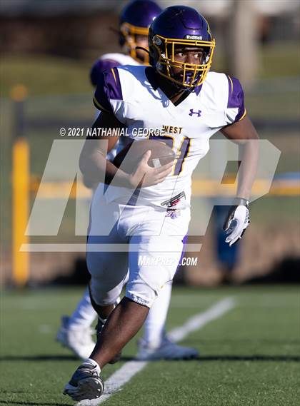 Thumbnail 3 in Bellevue West @ Creighton Prep photogallery.
