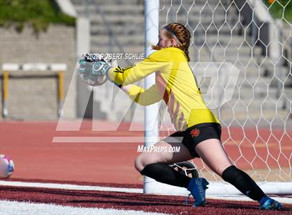 Thumbnail 1 in St. Francis vs. Ponderosa (CIF SJS D2 Final) photogallery.