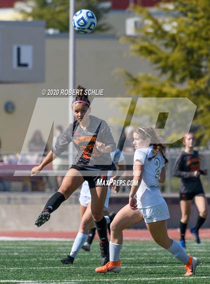 Thumbnail 1 in St. Francis vs. Ponderosa (CIF SJS D2 Final) photogallery.