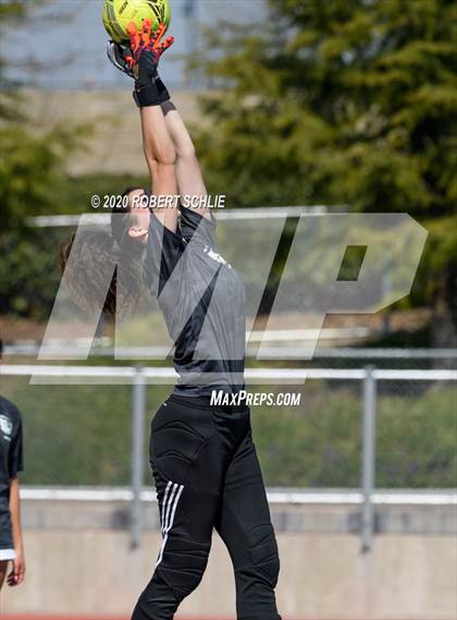 Thumbnail 2 in St. Francis vs. Ponderosa (CIF SJS D2 Final) photogallery.