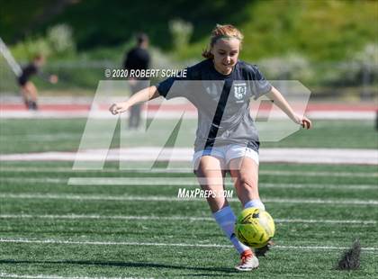 Thumbnail 1 in St. Francis vs. Ponderosa (CIF SJS D2 Final) photogallery.