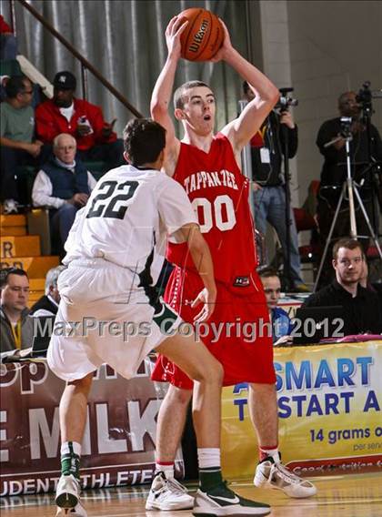 Thumbnail 1 in Tappan Zee vs. Harborfields (NYSPHSAA Class A Final) photogallery.