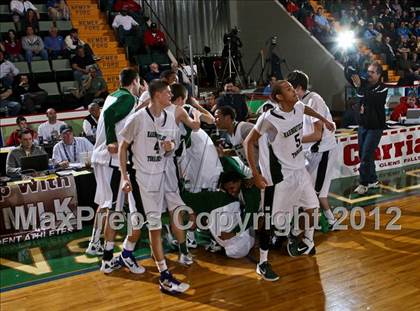 Thumbnail 2 in Tappan Zee vs. Harborfields (NYSPHSAA Class A Final) photogallery.