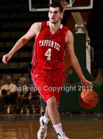 Thumbnail 2 in Tappan Zee vs. Harborfields (NYSPHSAA Class A Final) photogallery.