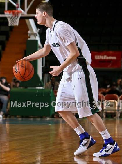 Thumbnail 2 in Tappan Zee vs. Harborfields (NYSPHSAA Class A Final) photogallery.