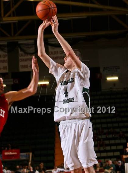 Thumbnail 2 in Tappan Zee vs. Harborfields (NYSPHSAA Class A Final) photogallery.