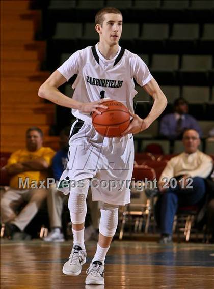 Thumbnail 1 in Tappan Zee vs. Harborfields (NYSPHSAA Class A Final) photogallery.
