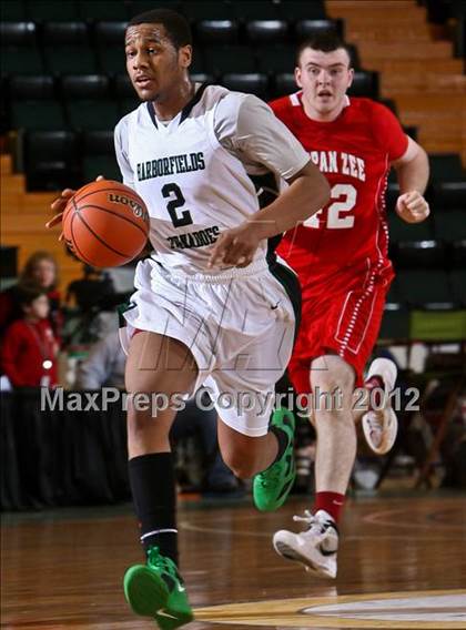 Thumbnail 2 in Tappan Zee vs. Harborfields (NYSPHSAA Class A Final) photogallery.