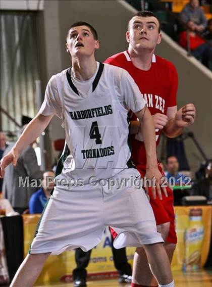 Thumbnail 3 in Tappan Zee vs. Harborfields (NYSPHSAA Class A Final) photogallery.