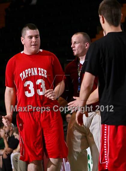 Thumbnail 1 in Tappan Zee vs. Harborfields (NYSPHSAA Class A Final) photogallery.