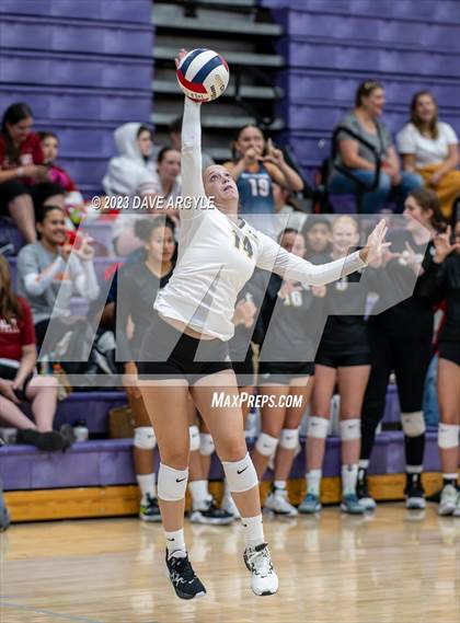 Thumbnail 1 in Union vs. Timpview (Riverton Fall Classic) photogallery.