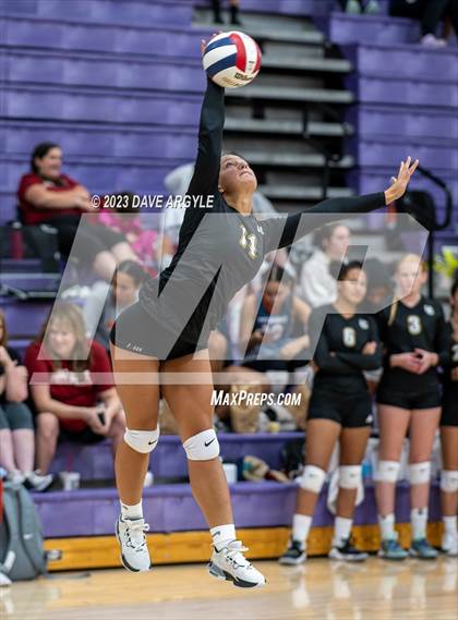 Thumbnail 3 in Union vs. Timpview (Riverton Fall Classic) photogallery.