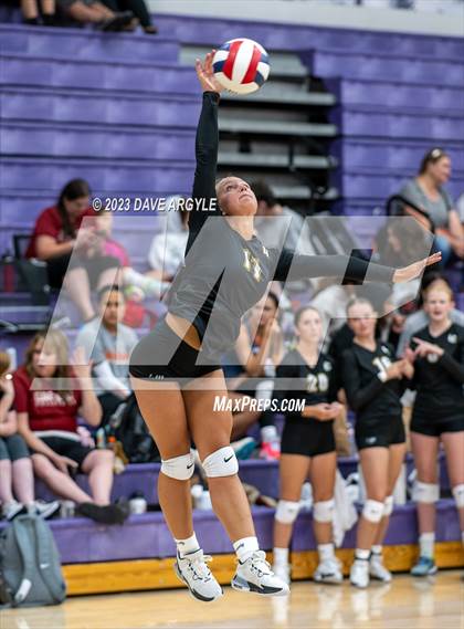 Thumbnail 2 in Union vs. Timpview (Riverton Fall Classic) photogallery.