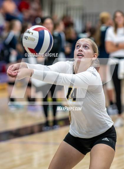 Thumbnail 2 in Union vs. Timpview (Riverton Fall Classic) photogallery.
