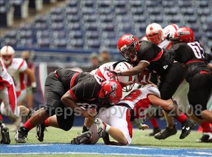 Thumbnail 1 in La Salle vs. Cedar Hill (Kirk Herbstreit Varsity Football Series) photogallery.