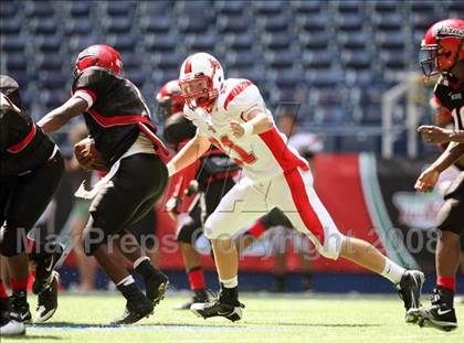 Thumbnail 3 in La Salle vs. Cedar Hill (Kirk Herbstreit Varsity Football Series) photogallery.
