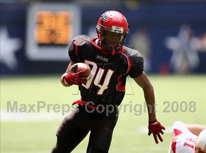 Thumbnail 2 in La Salle vs. Cedar Hill (Kirk Herbstreit Varsity Football Series) photogallery.