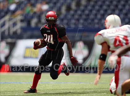 Thumbnail 2 in La Salle vs. Cedar Hill (Kirk Herbstreit Varsity Football Series) photogallery.