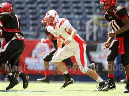 Thumbnail 2 in La Salle vs. Cedar Hill (Kirk Herbstreit Varsity Football Series) photogallery.