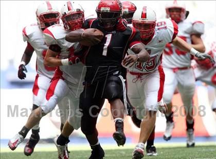 Thumbnail 1 in La Salle vs. Cedar Hill (Kirk Herbstreit Varsity Football Series) photogallery.
