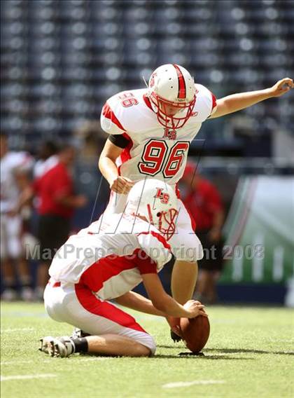 Thumbnail 3 in La Salle vs. Cedar Hill (Kirk Herbstreit Varsity Football Series) photogallery.