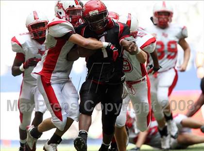 Thumbnail 1 in La Salle vs. Cedar Hill (Kirk Herbstreit Varsity Football Series) photogallery.