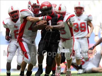 Thumbnail 3 in La Salle vs. Cedar Hill (Kirk Herbstreit Varsity Football Series) photogallery.