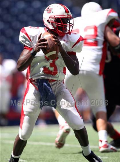Thumbnail 1 in La Salle vs. Cedar Hill (Kirk Herbstreit Varsity Football Series) photogallery.